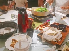 -刘姐啤酒鱼民族演艺餐厅(西街总店)