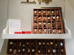 -LADY FAFA(巨鹿路陕西南路路口店)