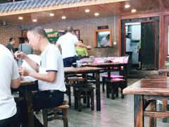 大堂-面尚香关中面馆(盛龙广场总店)