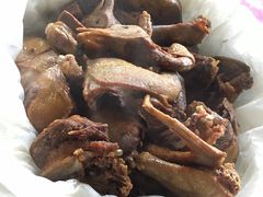 秘制盐焗乳鸽-侠成水上农庄(工业大道店)