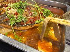 -老街烧烤大排档·地道湖北菜·龙虾馆(汉口火车站店)