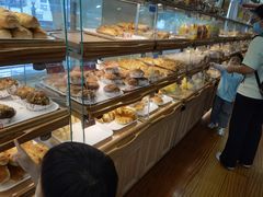 面包甜点陈列柜-新侨三宝乐面包店(崇文门店)