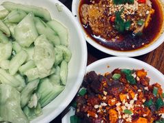 -炉小二铜锅牛蛙•川湘菜(三里屯店)