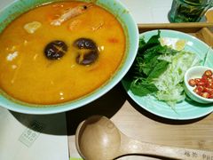 -越弥越南传统美食馆