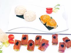 鱼子酱乳猪件-皇朝尊会(龙之梦大酒店)