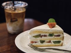 拿铁-black rainbow coffee