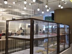 面包甜点陈列柜-奈雪的茶(华侨城创意园店)