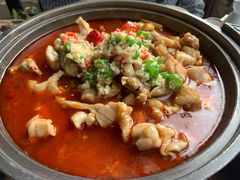 泡椒吃鸡牛蛙-野蔓果·山野菜(西湖景区·龙井茶田店)