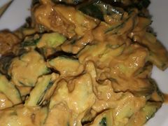 油条黄瓜-春水锅贴·传统鲁菜(大明湖店)