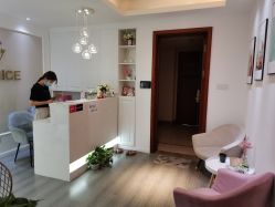 -F.N冻龄皮肤管理中心