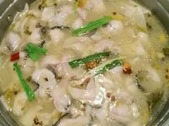 -新记印象酸菜鱼馆(天阳亲子广场店)