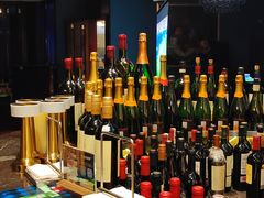 -龙虾酒吧扒房(宁波香格里拉店)