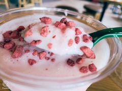 草莓酸奶星冰乐-星巴克(锦州太阳广场店)