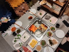 -海底捞火锅(金山百联店)