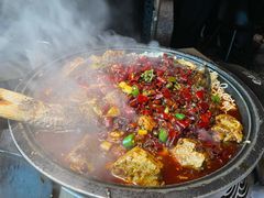 -吞鱼兽麻辣烤鱼(万达店)