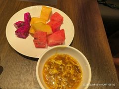 -乐咖啡西餐厅(太湖皇冠假日酒店)