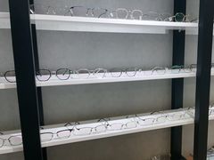 -瑞司视光眼镜·蔡司战略合作眼镜店(新街口店)