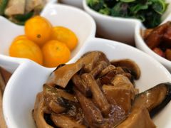 松仁九菇烩-五观堂素食(新华路店)