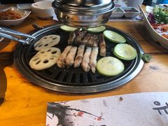 -唯成•韩国炭火烤肉 유성고기