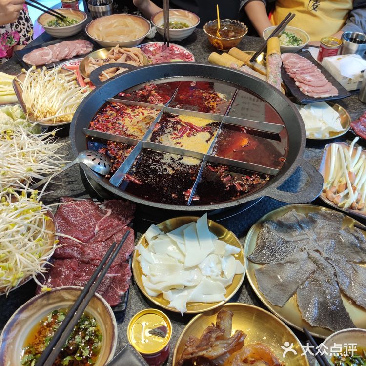 一盘鸭肠只要九块钱，超出3盘恢复原价，安逸惨了