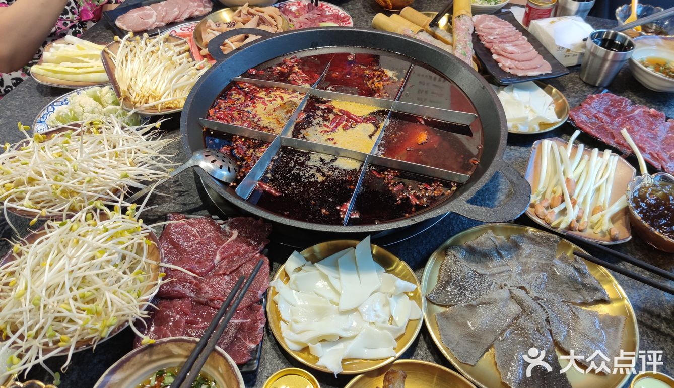 一盘鸭肠只要九块钱，超出3盘恢复原价，安逸惨了