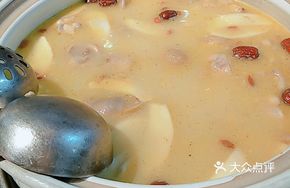 Pork Tripe Chicken Dish