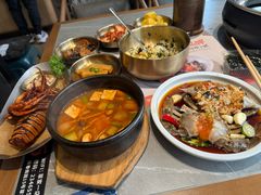 -草家酱蟹炭火烤肉店(珲春南路一店)
