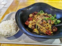 -八一路好吃街(雨田商务大厦店)