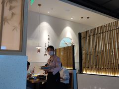 -蜜桃餐厅·伴山(绿宝广场店)