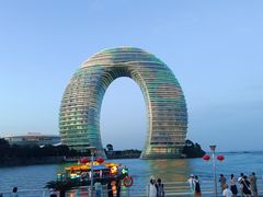 -湖州太湖旅游度假区-月亮广场