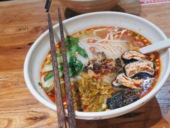 -湘人龙记老长沙米粉(鸟巢店)
