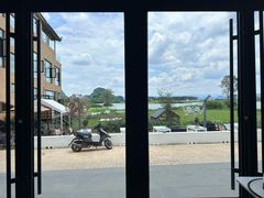 -夏屿湖畔.落日湖景餐厅(普者黑景区店)