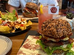 牛油果牛肉汉堡-FAT COW(虹梅路店)