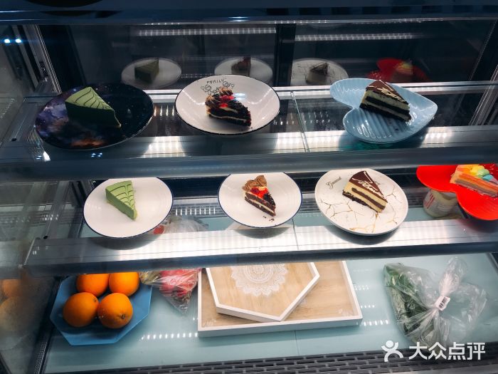 hy coffee美容美甲护肤(吾悦店)彩虹慕斯图片