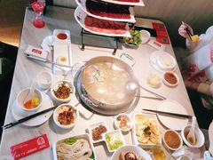 -左庭右院鲜牛肉火锅(浦江欢乐颂店)