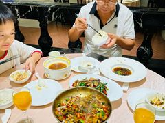 -王府井酒店(金桥港湾店)