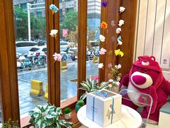 -山与蓝·轻糖鲜果蛋糕(勒泰店)