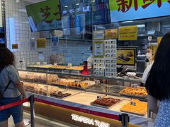 面包甜点陈列柜-鲍师傅糕点(大沽南路店)