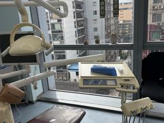 -极光口腔·矫正种植修复(锦江店)