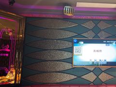 -依呀呀ktv烧烤小串(中山西路店)