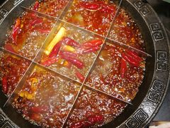 -疯狂的筷子老灶九宫格火锅