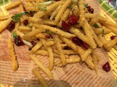 -肥肥虾庄·金牌油焖大虾(汉口城市广场店)