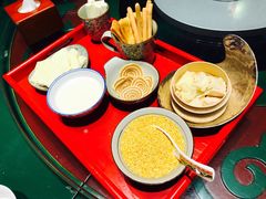 -九十九顶毡房(阜石路店)