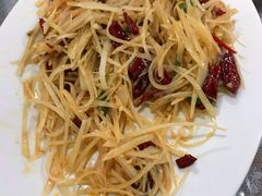 -YI PIN JU 一品居中餐厅 中国超市
