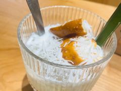 能吃能喝泡乳达-云下·云有溪小酒馆(北京skps店)
