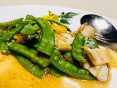 荷兰豆菜脯爆炒北极贝-皇朝会.经典传统粤菜(外滩店)