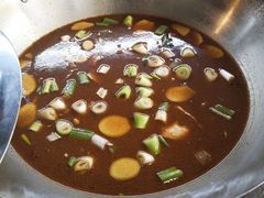柴锅炖水库鱼-姥家大锅台水库渔家