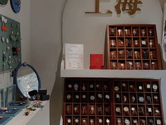 -LADY FAFA(巨鹿路陕西南路路口店)