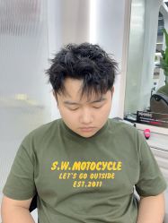 -尤司男士国潮理发馆