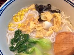 -刀小蛮半只鸡过桥米线(家乐福四元桥店)